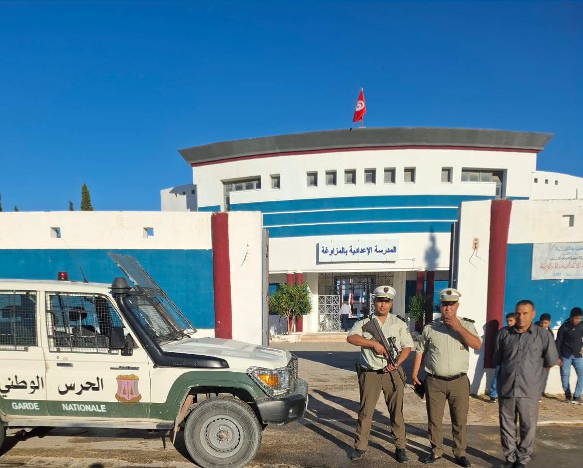المنستير : في اليوم الاول من العودة المدرسية، الحرس الوطني يؤمن محيط المؤسسات التربوية ..