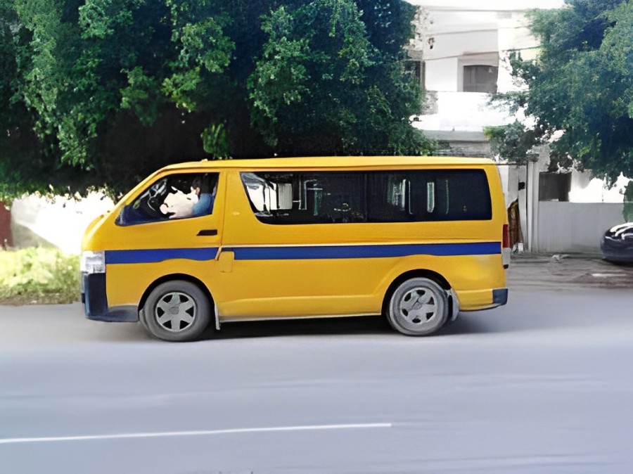 مدنين: اللجنة الاستشارية للنقل توافق على فتح باب الترشح لإسناد 150 رخصة تاكسي جماعي