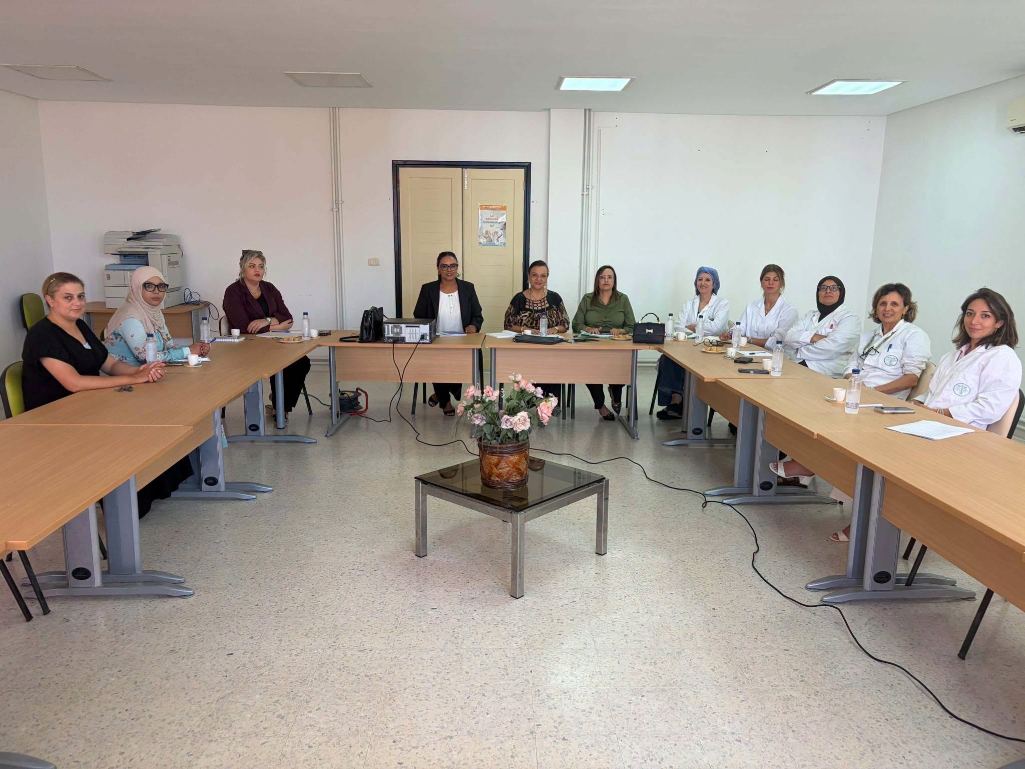 جلسة عمل بالمركز الوطني لزرع النخاع العظمي لمتابعة سير العمل وتطوير جودة الخدمات الصحية