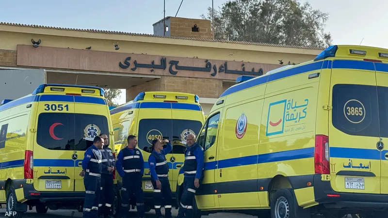 الصحة في غزة: تقليص أعداد المرضى المسموح لهم بالمغادرة إلى مصر يفاقم معاناتهم