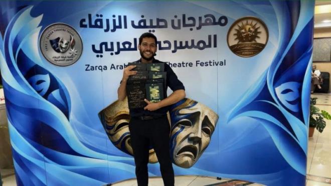 مسرحية "جرس" لعاصم بالتوهامي تحصد 4 جوائز في مهرجان صيف الزرقاء المسرحي بالأردن