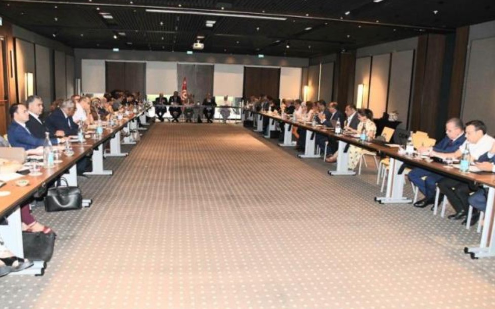 حوكمة المؤسسات والمنشآت العمومية ... محور ملتقى بتونس العاصمة