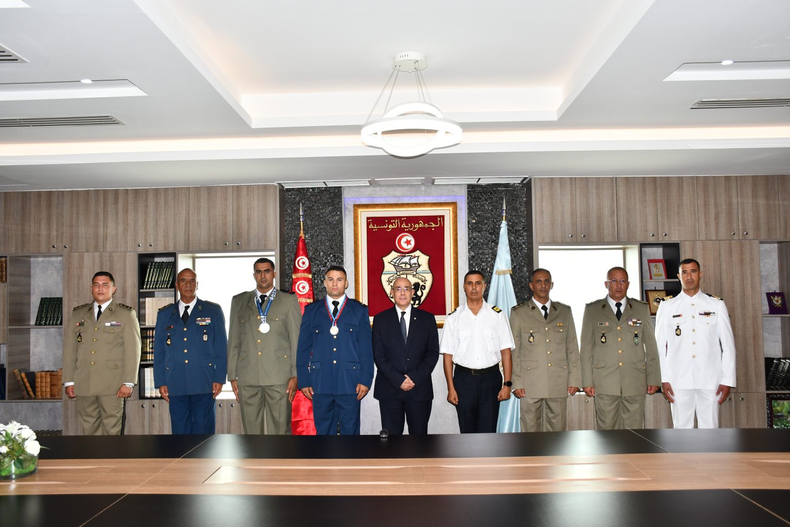 وزارة الدفاع الوطني تكرّم عددا من الرياضيين والمدربين العسكريين