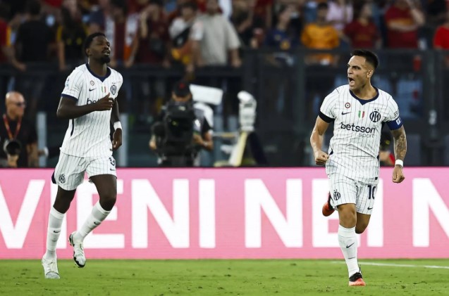 بطولة ايطاليا: ثنائية مارتينيز تقود إنتر ميلان للتعادل 2-2 مع روما