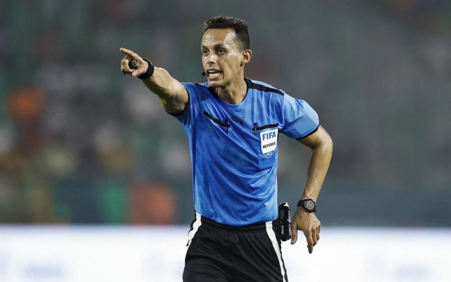 تصفيات أمم إفريقيا 2027: الموريتاني عبد العزيز بوه يدير لقاء تونس وأوغندا
