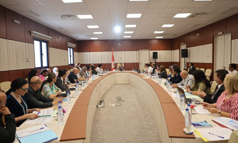 وزيرة الشؤون الثقافية تؤكد على تسريع تنفيذ المشاريع وتعزيز نجاعة العمل