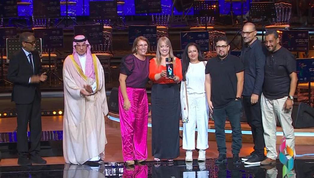 الاذاعة التونسية : اذاعة الشباب تحصد الجائزة الأولى في مسابقة برامج الأطفال لبرنامج "حلم صغير" في المهرجان العربي للاذاعة و التلفزيون
