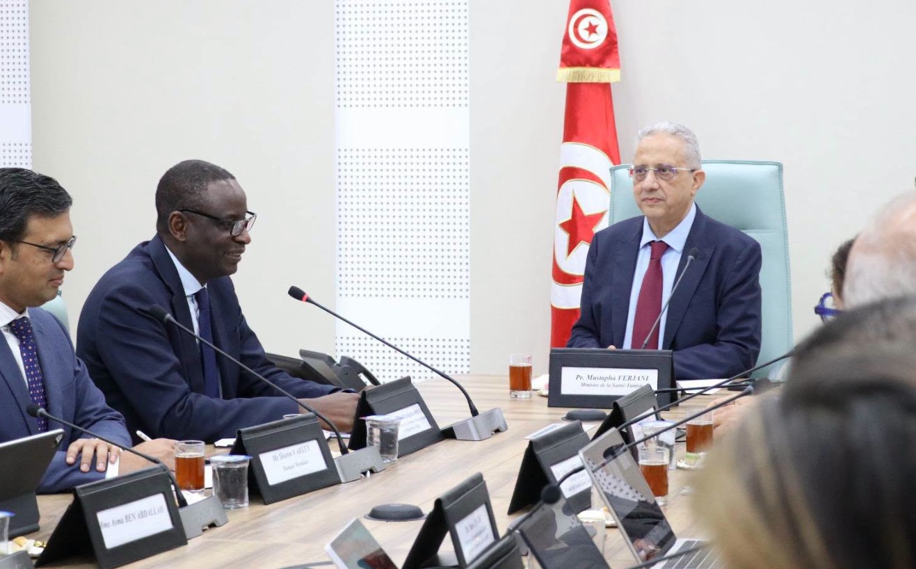 الصحة الرقمية ودعم الصناعات الدوائية محور لقاء وزير الصحة بمدير إقليمي للبنك الدّولي