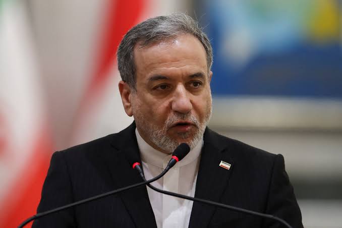 وزير الخارجية الإيراني: القرار الآن بيد واشنطن لقبول خطة من 7 أيام