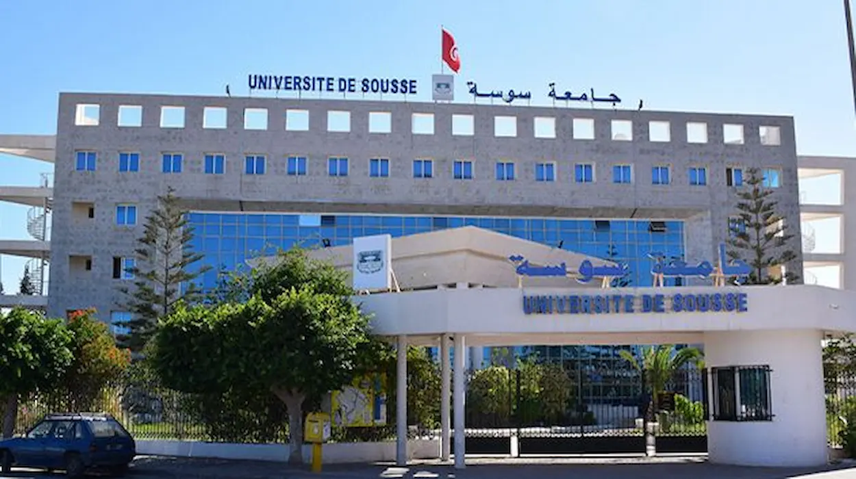 جامعة سوسة تحتضن نشاطا تعليميا حول الاتجاهات الجديدة في السياحة الدولية وتنظم دورة تكوينية لفائدة المدرسين