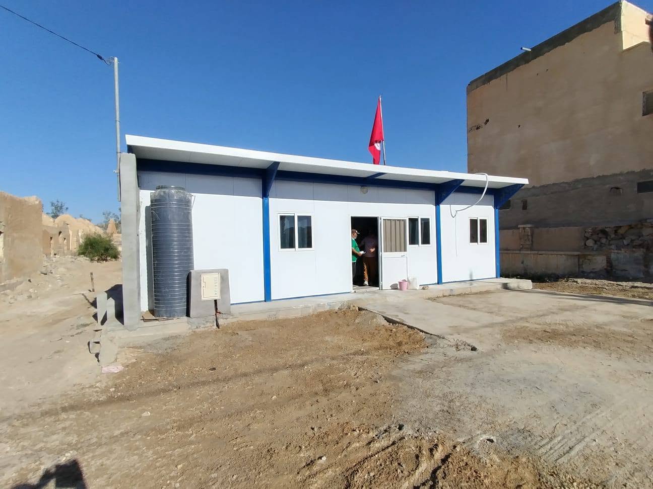 قفصة : وحدة جاهزة الصنع للصحة الأساسية تدخل حيز الاستغلال بالمستشفى الجهوي بالمتلوي في انتظار وصول تجهيزات جديدة