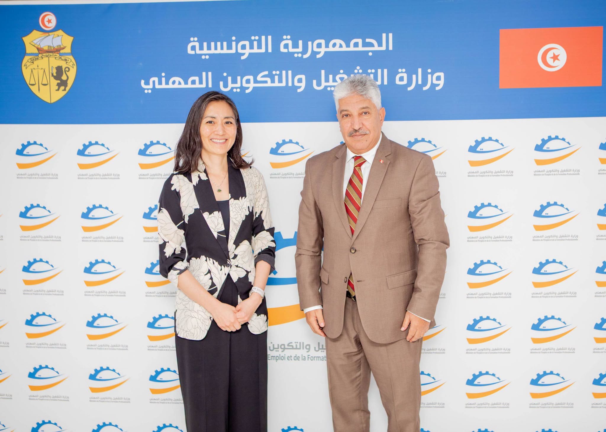 وزير التشغيل يلتقي المديرة الإقليمية لقطب تنمية رأس المال البشري بالبنك الدولي