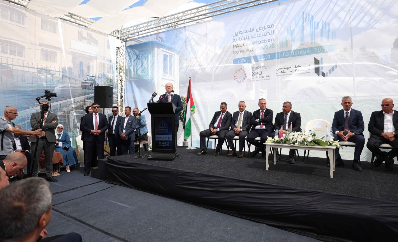 رئيس الوزراء الفلسطيني: حماية الأرض وإعادة إعمار غزة وتوحيد الوطن أولويات المرحلة المقبلة