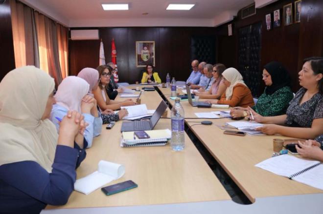 لجنة إسناد الامتيازات التابعة لوكالة النهوض بالاستثمارات الفلاحية تصادق على مشاريع استثمارية بقيمة 17 مليون دينار