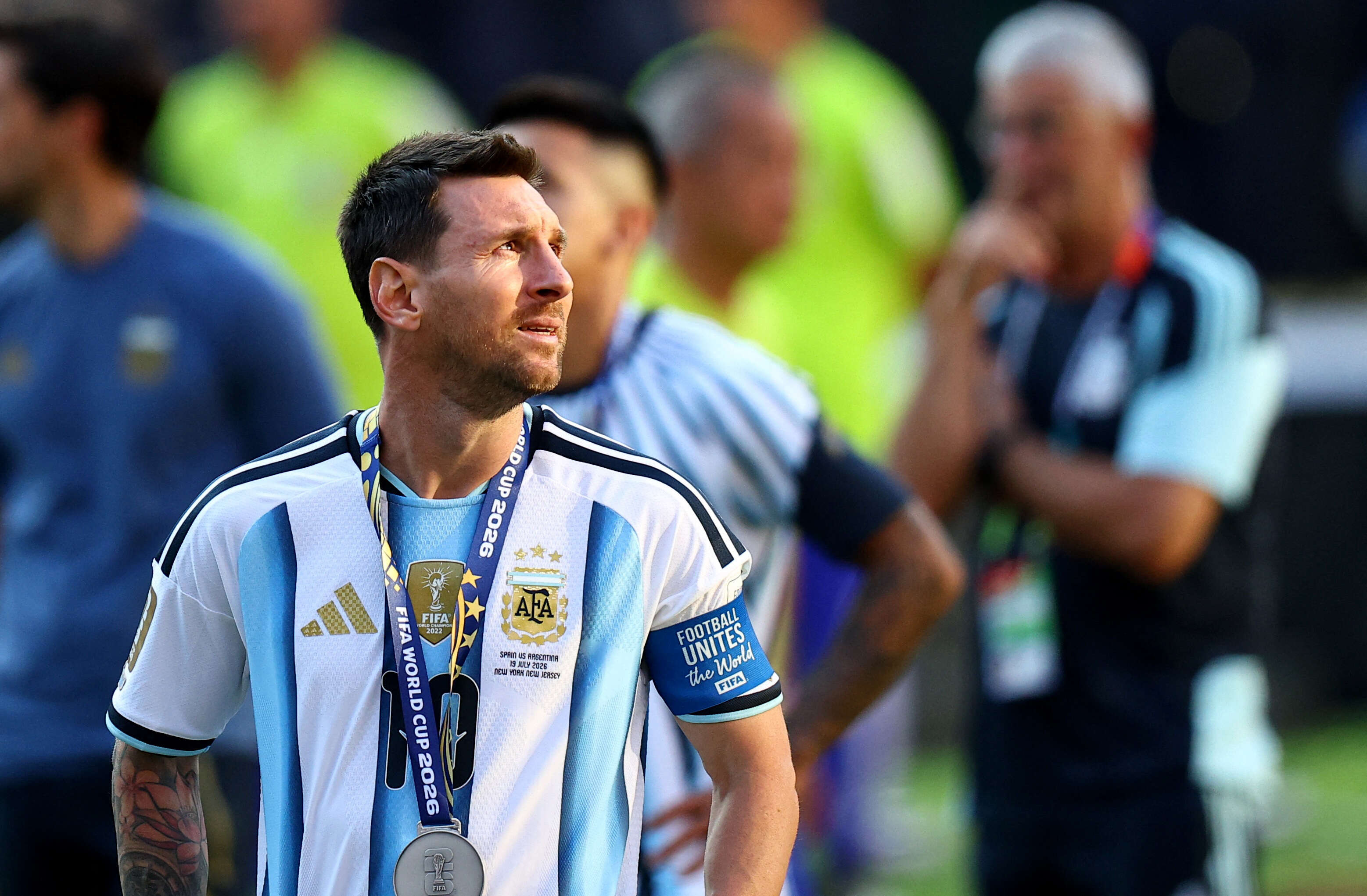الليلة: ليونيل ميسي يرتدي للمرة الأخيرة قميص منتخب الأرجنتين