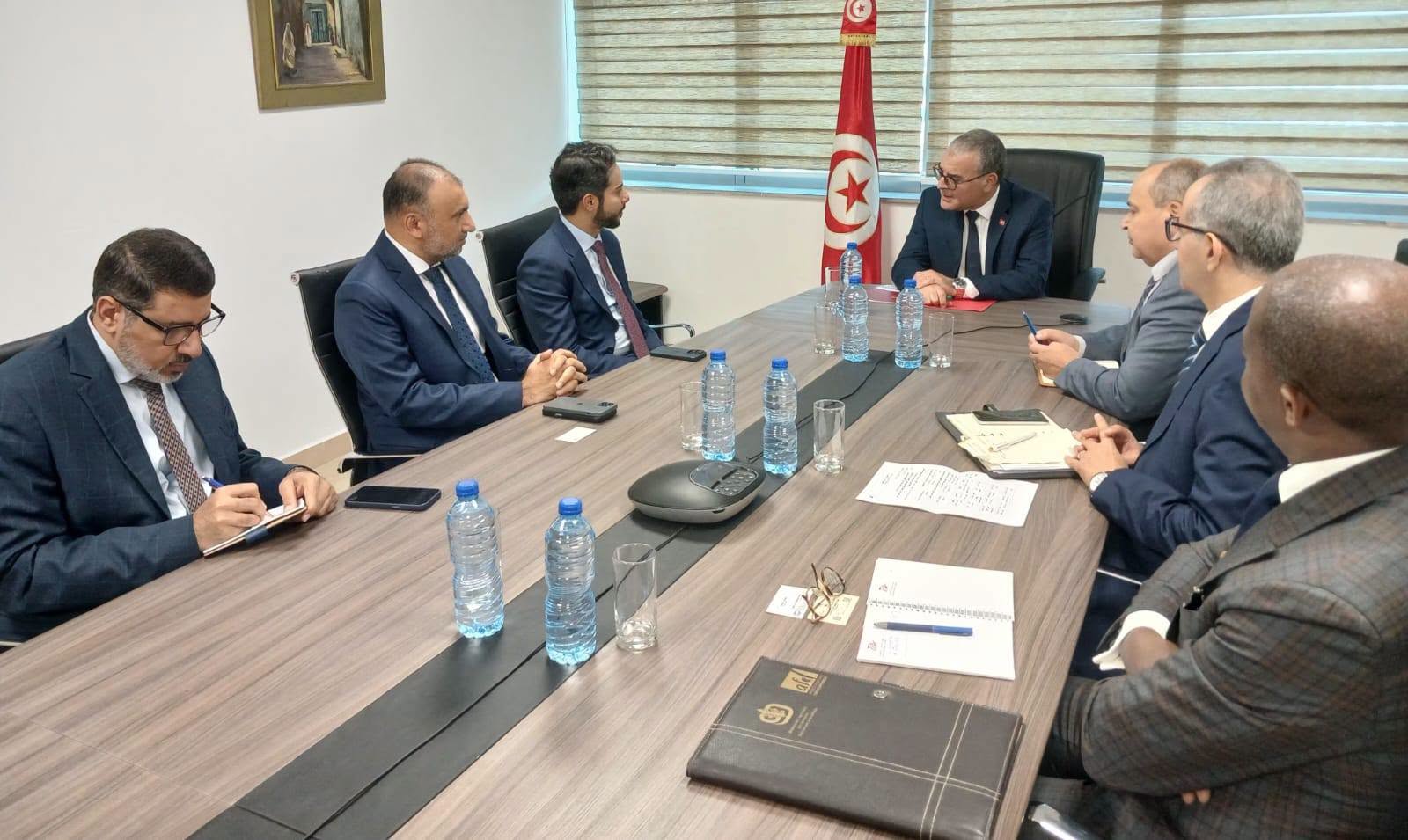 مجموعة استثمارية وصناعية عمانية تستكشف فرصاً جديدة لتوسيع أنشطتها في تونس