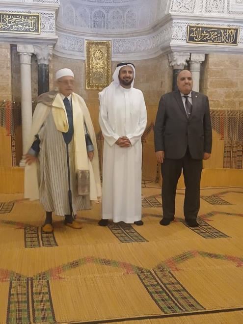 وزير الشؤون الدينية ووزير الحج والعمرة السعودي يزوران مدينة تونس العتيقة