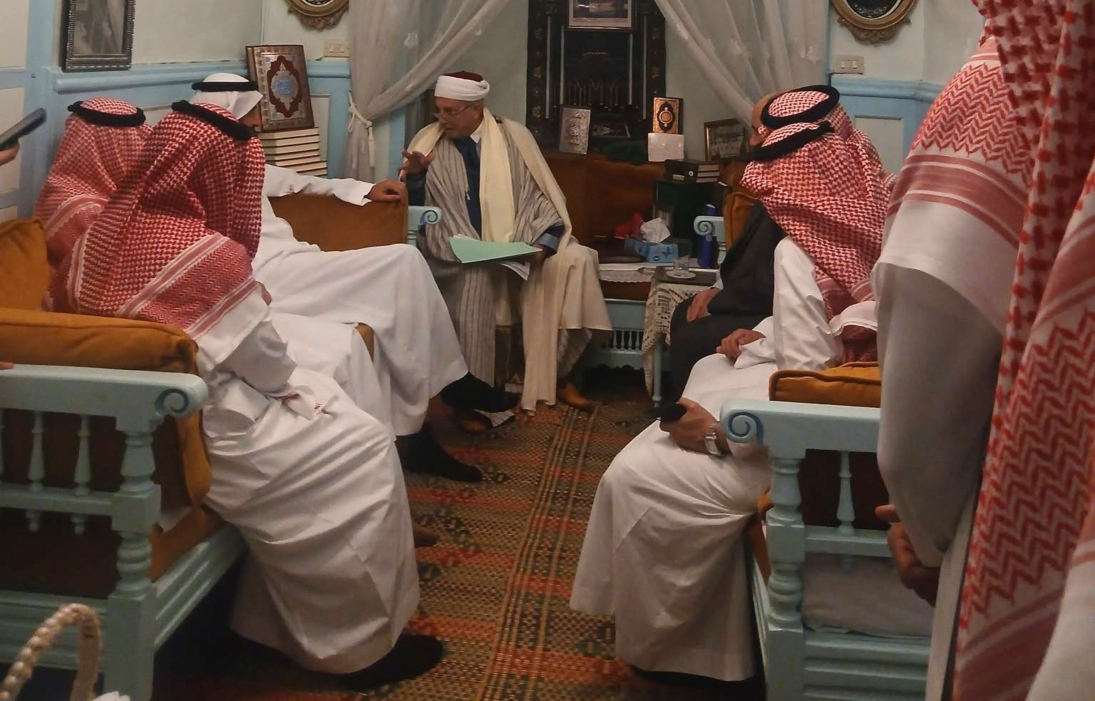 وزير الشؤون الدينية ووزير الحج والعمرة السعودي يزوران مدينة تونس العتيقة