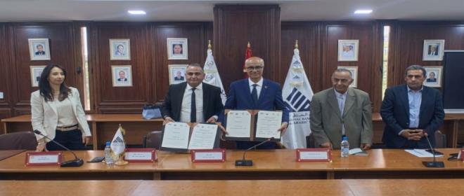هيئة السوق المالية ومخبر فقه التشريع والقضاء يوقّعان اتفاقية تعاون في مجالي البحث والتكوين