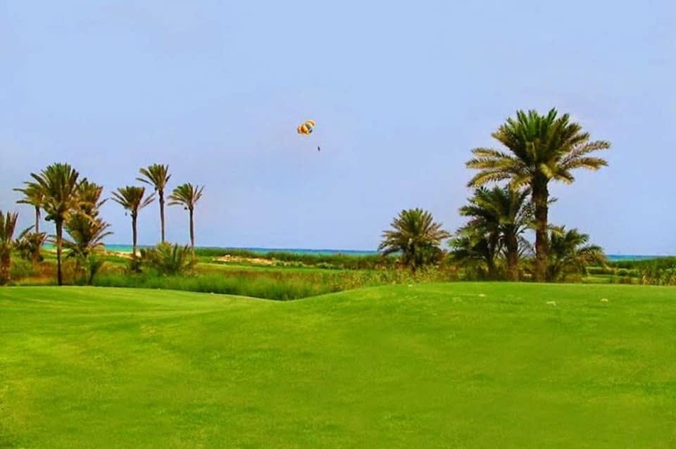وزارة السياحة: لا رصيد عقاري مهيأ للاستثمار السياحي بجربة باستثناء ملعب الصولجان "أغير"