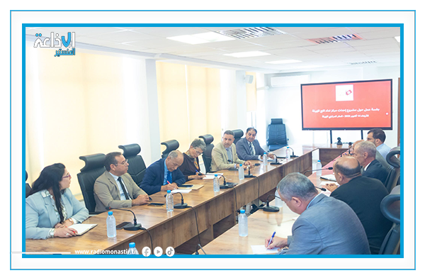 جلسة عمل لمتابعة تقدم إنجاز مركز نداء خاص بهيئة الانتخابات.