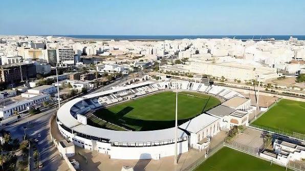 الاتحاد الإفريقي لكرة القدم يوافق على تأهيل ملعب الطيب المهيري بصفاقس ضمن الصنف الثالث 