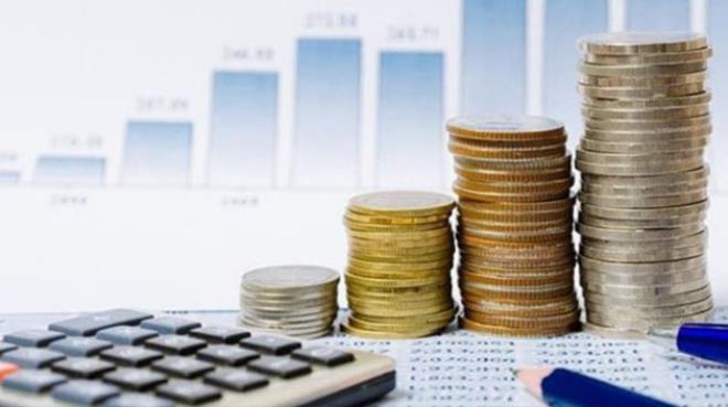 مشروع قانون المالية لسنة 2027 يقترح إحداث خط تمويل ب5 مليون دينار لتمويل مشاريع " الطالب المبادر " و" المتكون المبادر"