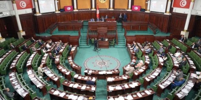 لجنة التخطيط الاستراتيجي بالبرلمان تصادق بالإجماع على مشروعي قانونين بشأن الخدمات الجوية مع سلطنة عُمان والكويت