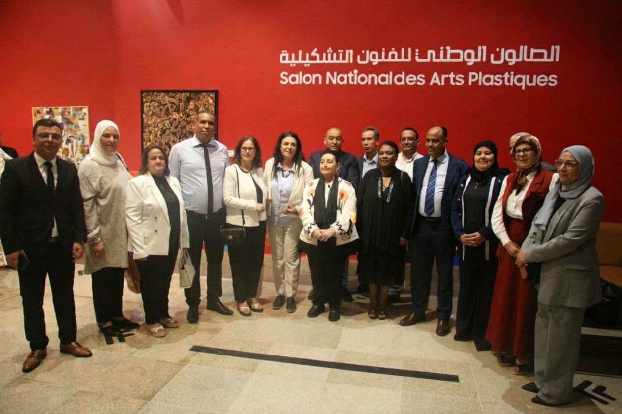 افتتاح الدورة الثالثة للصالون الوطني للفنون التشكيلية