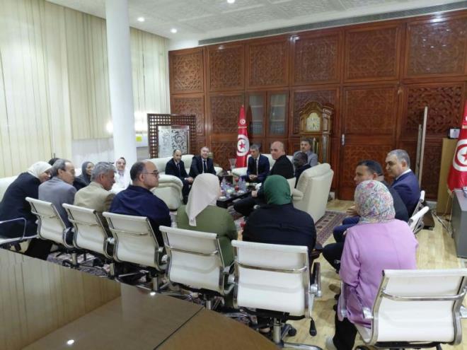 بنزرت: بعثة من البنك الإسلامي للتنمية تؤدي زيارة عمل للجهة في إطار المفاوضات الجارية لإعادة هيكلة مصنع الفولاذ بمنزل بورقيبة