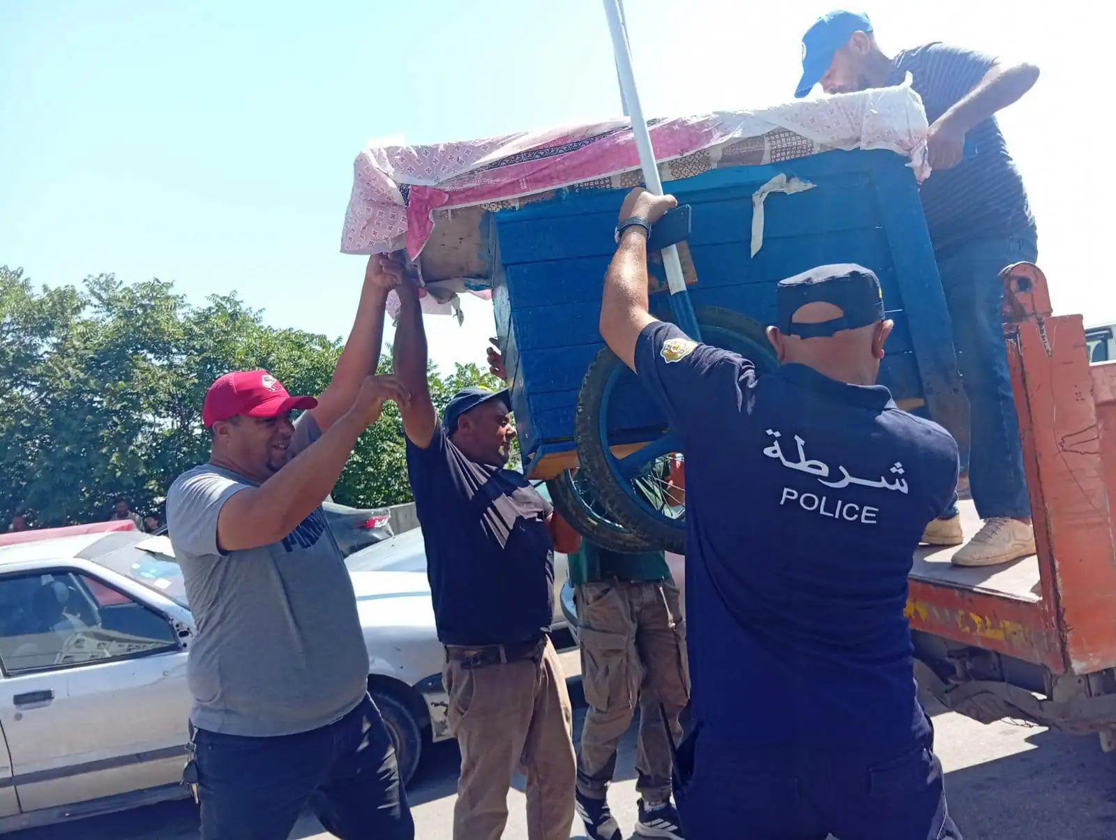 الشرطة البلدية: القيام بـ 483 عمليّة إزالة فوريّة لنقاط إنتصاب عشوائيّة وتحرير 207 محاضر اقتصادية