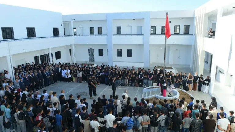 مشروع الميزان الاقتصادي 2027: برامج لتعزيز الدمج المدرسي والحد من الانقطاع والعنف بالمؤسسات التربوية