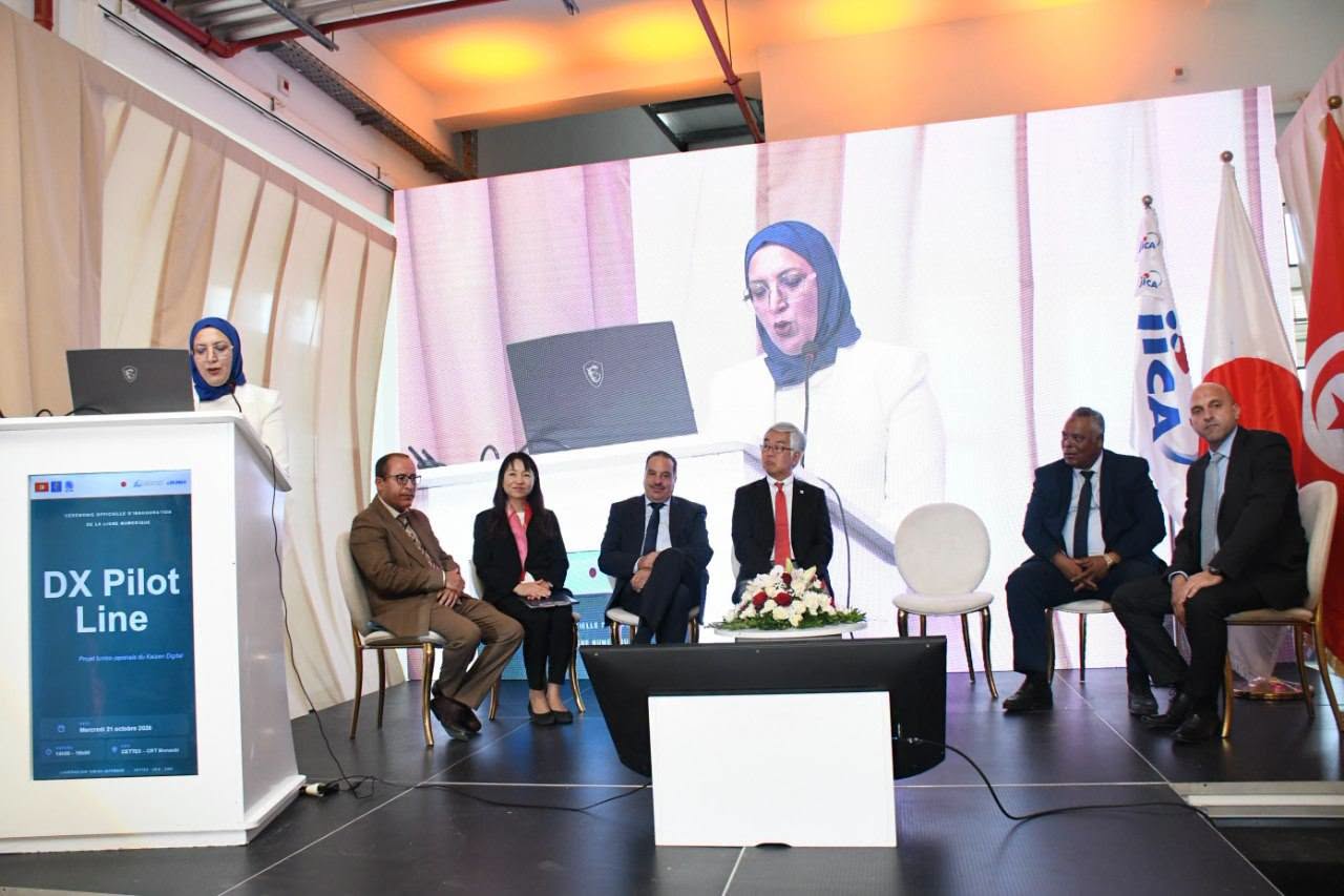 تدشين وحدة انتاج نموذجية رقمية للنسيج بالمركز الفني للنسيج بالمنستير