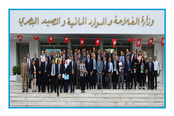 ندوة دوريّة للمندوبين الجهويين لمتابعة تقدّم الموسم الفلاحي والأمن المائي.