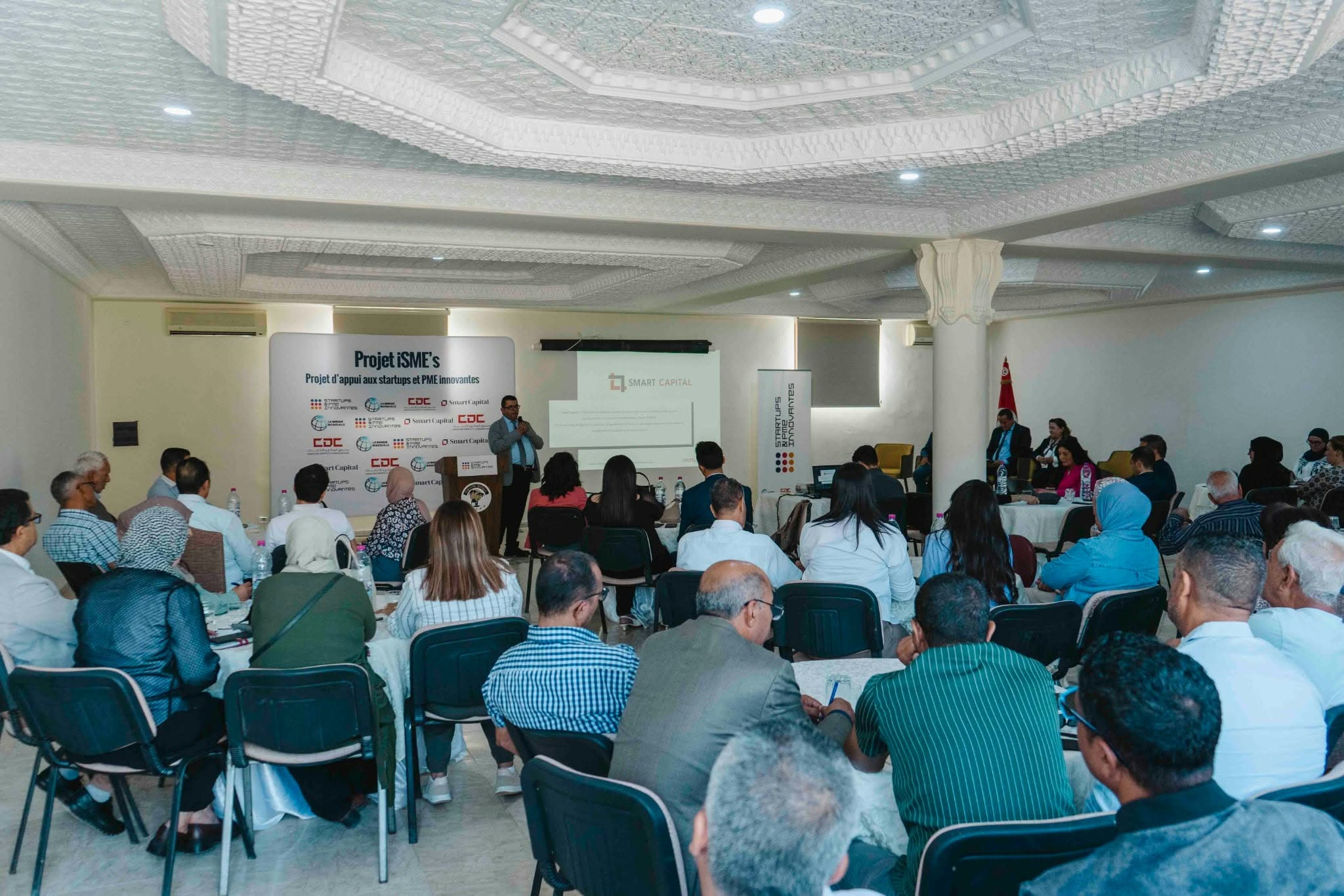قافلة مشروع دعم المؤسسات الناشئة والمؤسسات الصغرى والمتوسطة المبتكرة تحطّ الرحال بقفصة