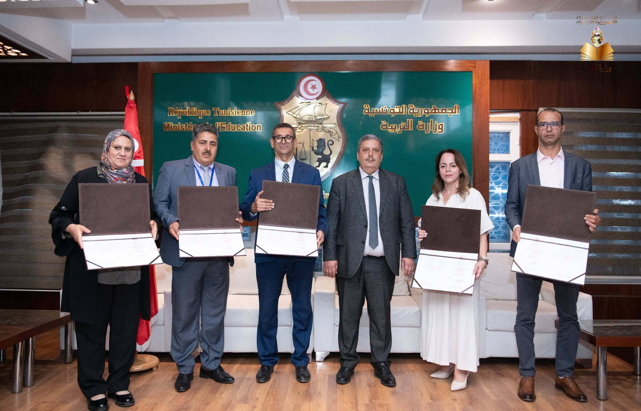 وزير التربية يؤكد ضرورة التسريع في معالجة الملفات الإدارية للمواطنين والارتقاء بجودة الخدمات