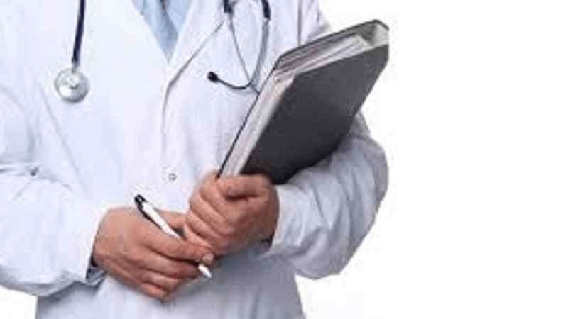 إطارات وأعوان الصحة بالقصرين يطالبون بقانون أساسي وإصلاح المؤسسات الصحية