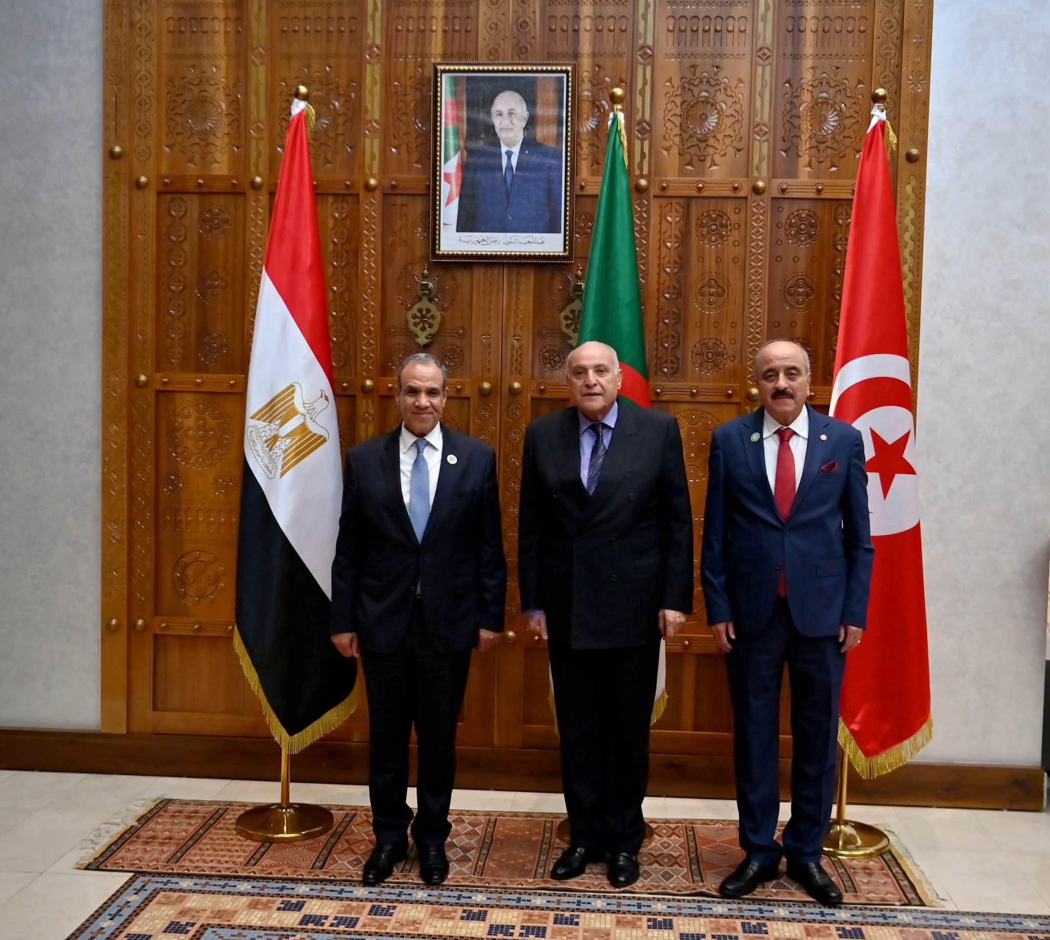 اجتماع آلية التشاور الثلاثي حول ليبيا: التأكيد على دعم المسار السياسي الليبي تحت الرعاية الأممية