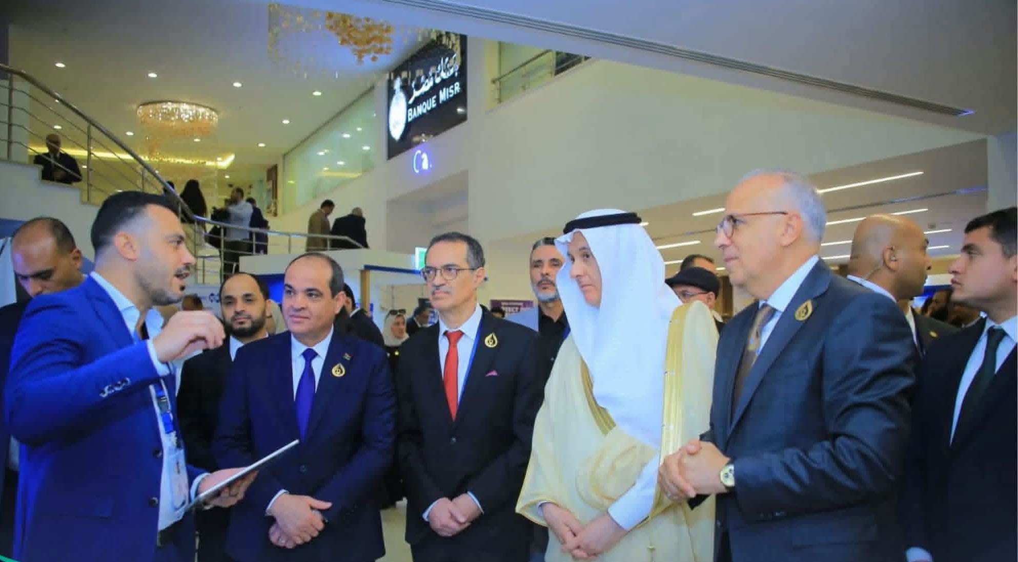 وزير الفلاحة يبحث مع نظيريه المصري والليبي تعزيز التعاون في مجال إدارة الموارد المائية