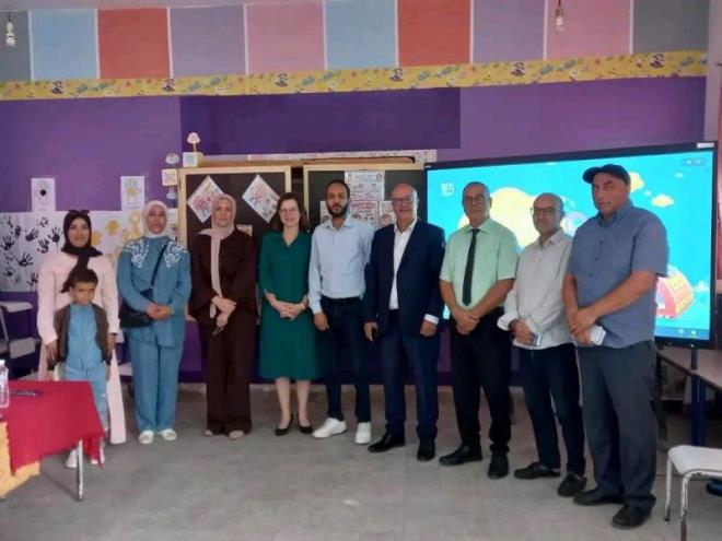 انطلاق مشروع السبورة التفاعلية بالمدرسة الابتدائية برج شاكير بالعاصمة