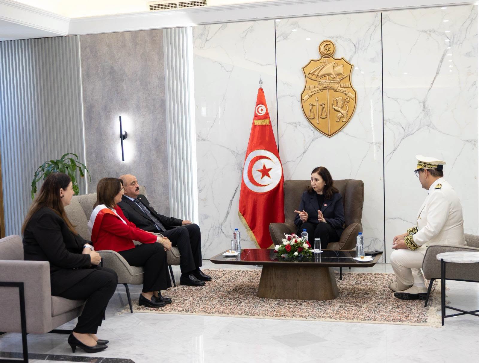 رئيسة الحكومة تؤدي زيارة رسمية إلى روسيا الاتحادية للمشاركة في أشغال القمة الروسية الأفريقية الثالثة.