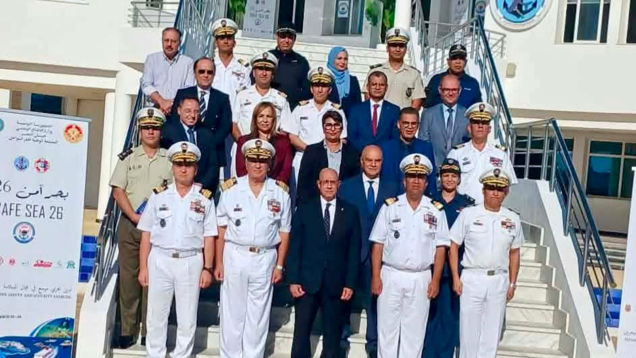 وزير الدفاع يُشرف على مرحلة من التمرين البحري الموسع «بحر آمن 26 SAFE SEA»