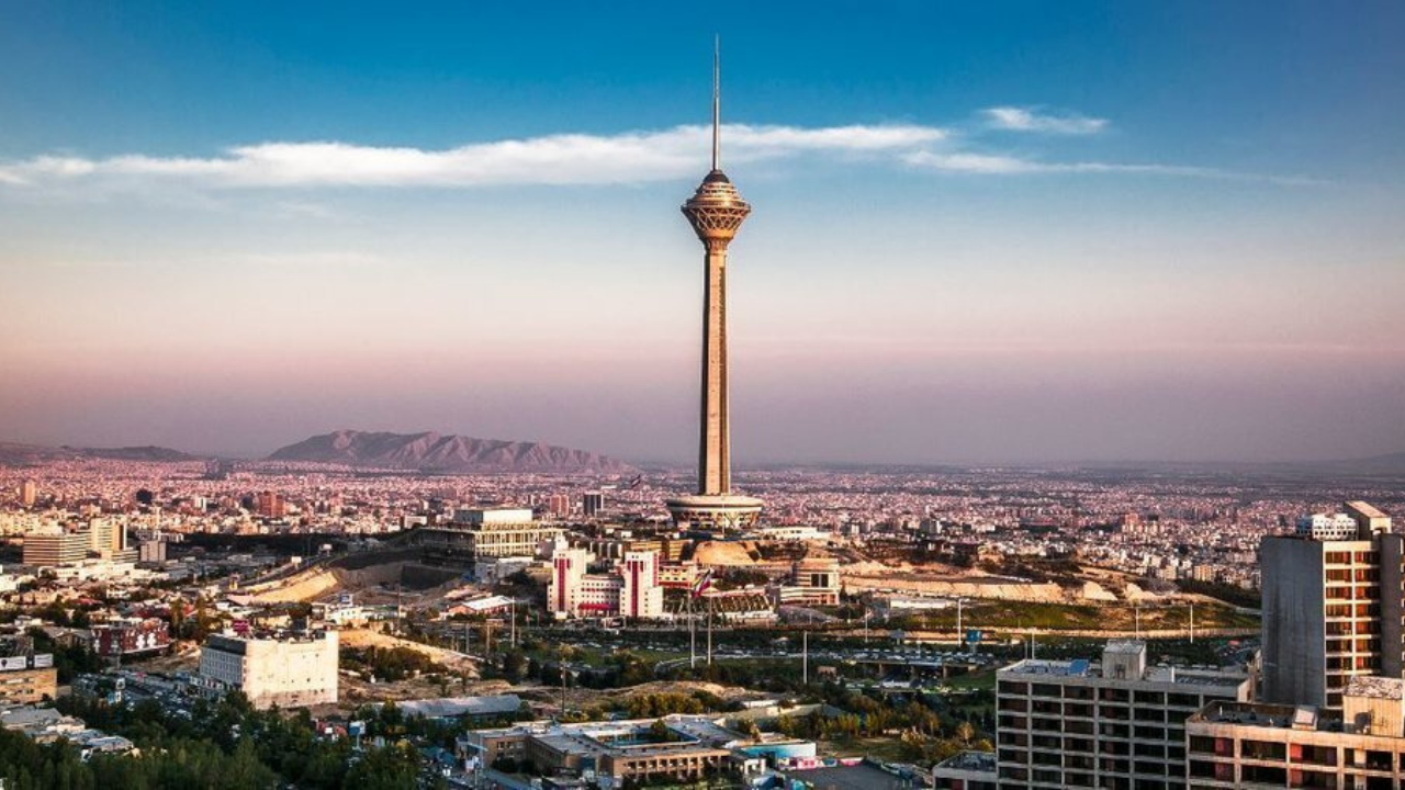 مسؤول مطلع: عودة الوسطاء القطريين إلى طهران سعيا لاتفاق بين الولايات المتحدة وإيران