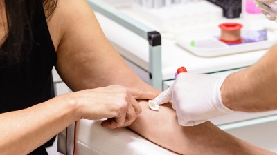 مختصة في جراحة الأورام: تسجيل أكثر من 20550 إصابة بجميع أنواع السرطانات لدى النساء في تونس سنة 2025